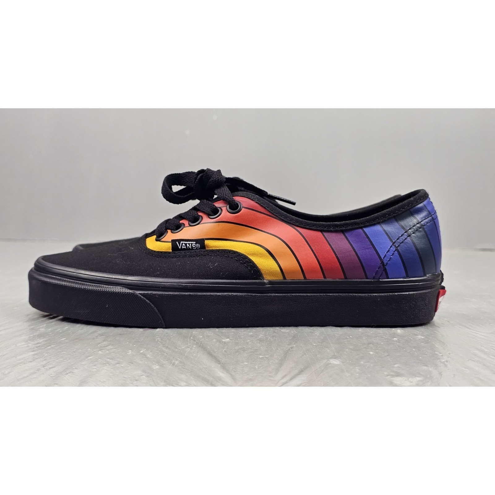 Vans Authentic Sneakers Mens 7 Womens 8.5 Black 'Refract Rainbow' Vn0a2z5iwn7